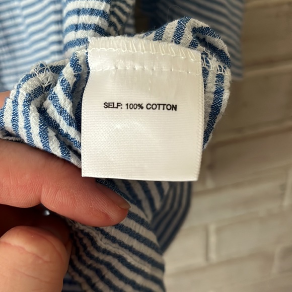 June and delancey cold shoulder blue/white striped button down. Size XL. EUC - Picture 7 of 8